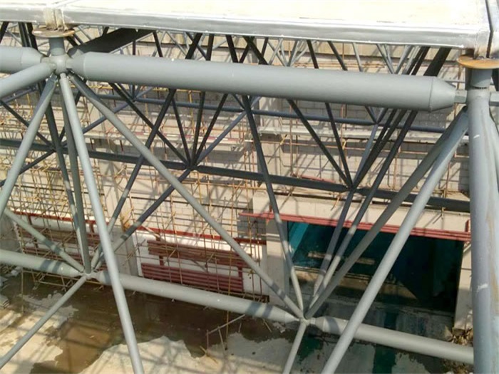 黄冈公安局网架天基板屋面